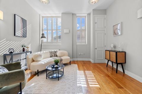 2 bedroom flat to rent, Cooper Road, London NW10