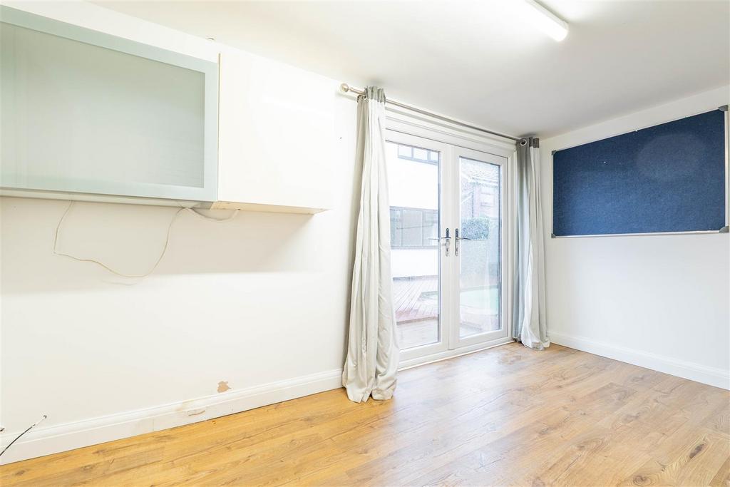 External Office/Workshop