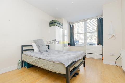 Cricketfield Road, London E5