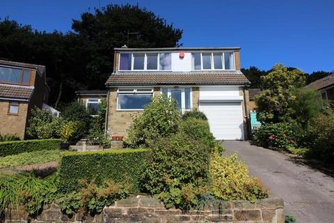 4 bedroom detached house to rent, Springwood Drive, Halifax