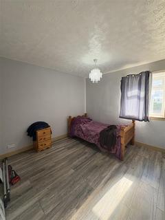 undefined, Woodside Crescent, Newmains