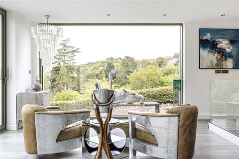 undefined, Cleeve Hill, Cheltenham, Gloucestershire, GL52