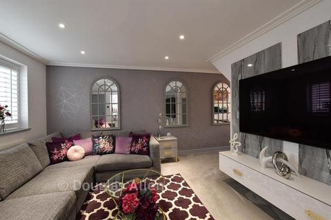 3 bedroom townhouse for sale, Hamberts Road, South Woodham Ferrers, Chelmsford, Essex