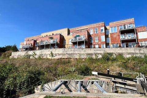 undefined, Stroudwater Court, Cainscross Road, Stroud, GL5 4ET