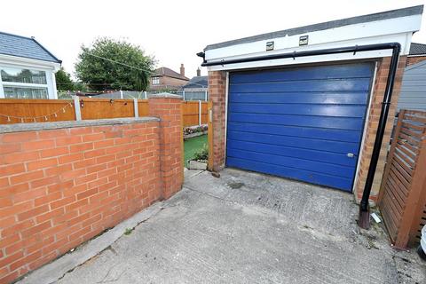 3 bedroom townhouse for sale, 37 Harewood Road, Irlam M44 6DJ