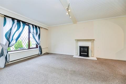 16 Foster Way, High Green, Sheffield, S35 4NE