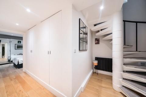 1 bedroom flat for sale, Upper Richmond Road, Putney, London, SW15