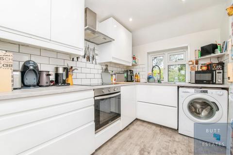 undefined, Exeter EX4