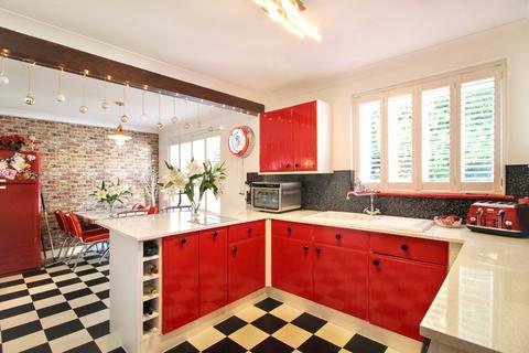 5 bedroom detached house for sale, York Road, Farnborough , Hampshire, GU14