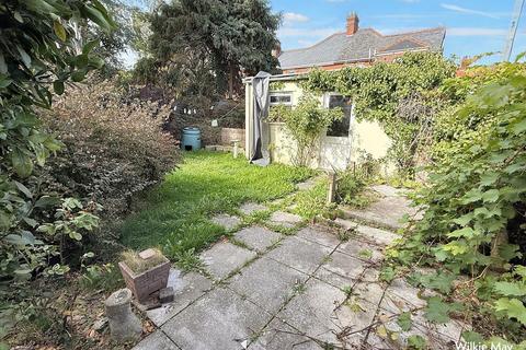 4 bedroom detached house for sale, Irnham Road, Minehead TA24
