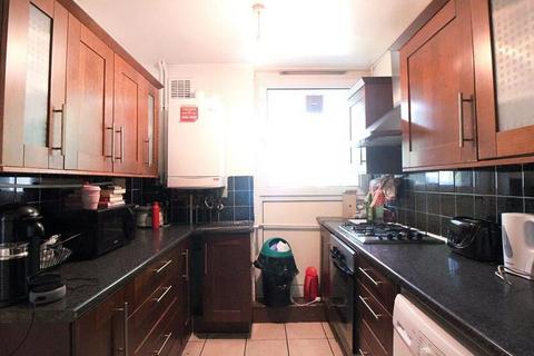 3 bedroom flat for sale, Euston, London NW1