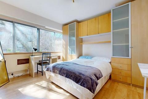 2 bedroom flat for sale, Marylebone, London NW8