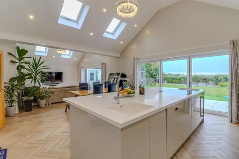 6 bedroom detached house for sale, Hinckley Road, Leicester Forest East, LE3