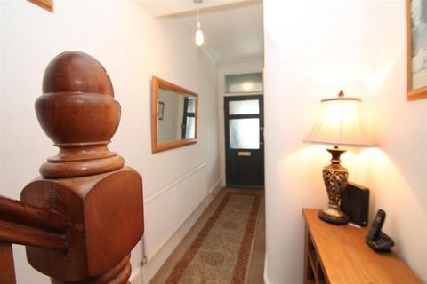 undefined, Elmdale Road, Palmers Green, N13