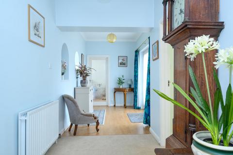 undefined, York Road, Weybridge, KT13
