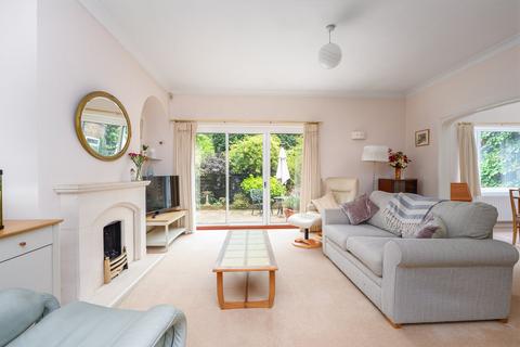 undefined, York Road, Weybridge, KT13