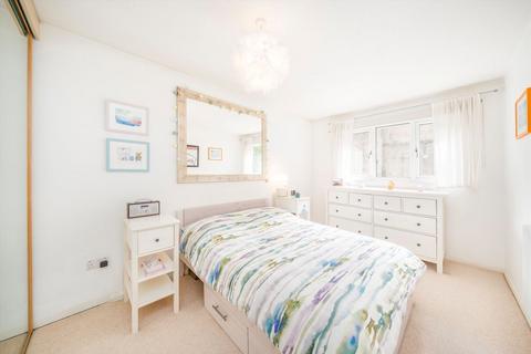 41 Braganza Street, London, SE17 3RD