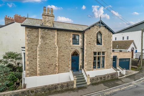 4 bedroom detached house for sale, Torrs Park, Ilfracombe