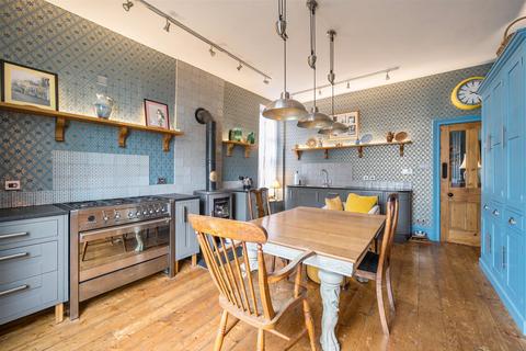 4 bedroom detached house for sale, Torrs Park, Ilfracombe