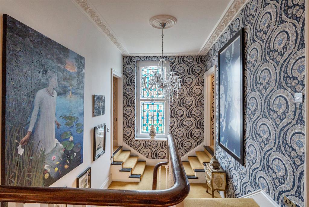 Landing &amp; Stairs
