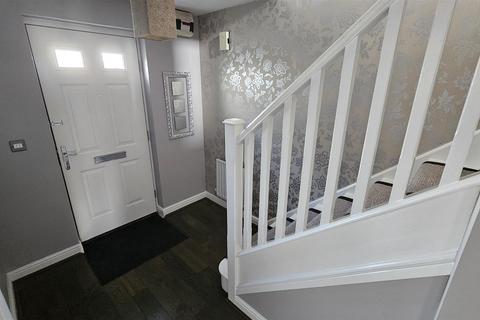 3 bedroom townhouse for sale, Tees Court, Bingham