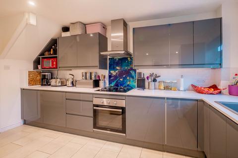3 bedroom semi-detached house for sale, Blacklock, Chelmsford CM2