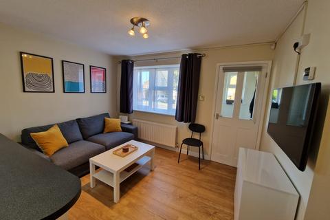1 bedroom apartment to rent, Elizabeth Road, Godalming, Surrey, GU7