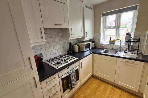 1 bedroom apartment to rent, Elizabeth Road, Godalming, Surrey, GU7