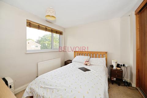 14 Archers Close, Calmore, Southampton, SO40 2TJ
