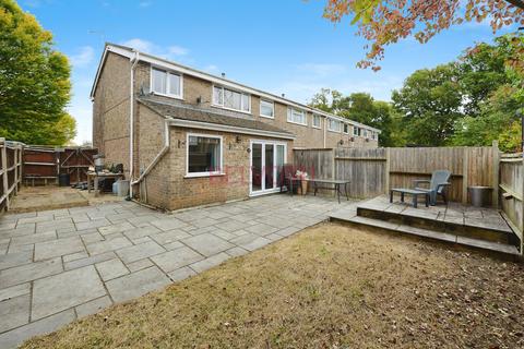 14 Archers Close, Calmore, Southampton, SO40 2TJ