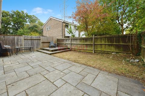14 Archers Close, Calmore, Southampton, SO40 2TJ