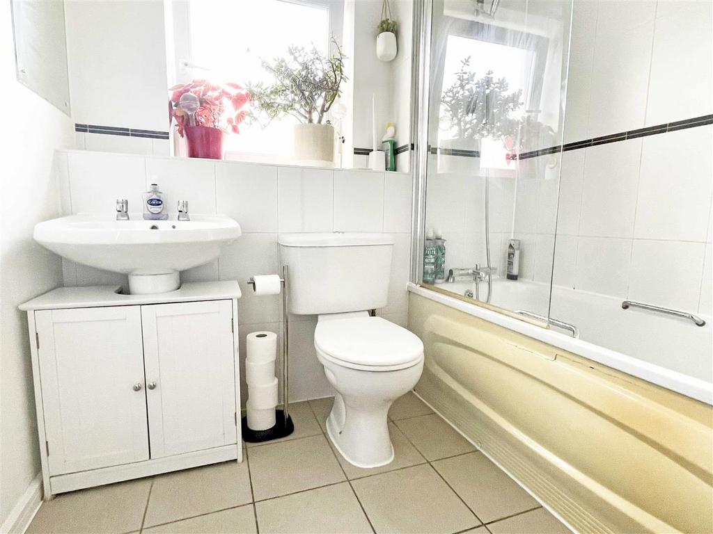 Bath a.jpg