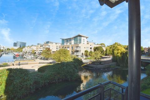 2 bedroom apartment for sale, Dorey House, Brentford Lock