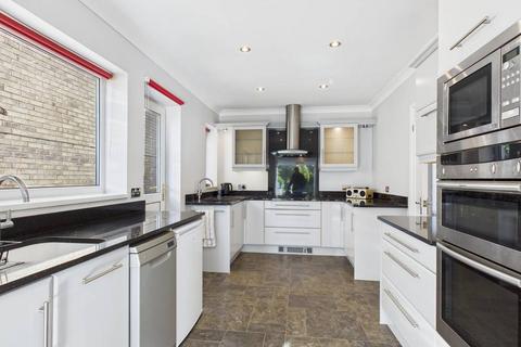 4 bedroom detached house for sale, The Cedar Grove, Beverley, HU17 7EP