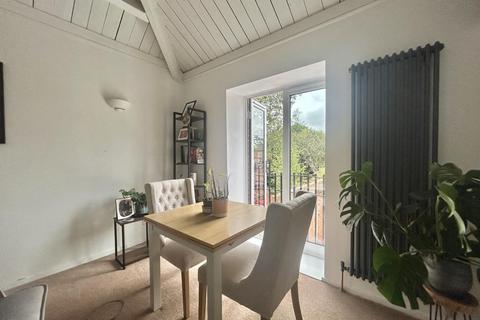 2 bedroom flat to rent, Brakspear Mews,  Henley On Thames,  RG9