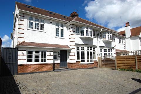 undefined, Avondale Road, BROMLEY, BR1