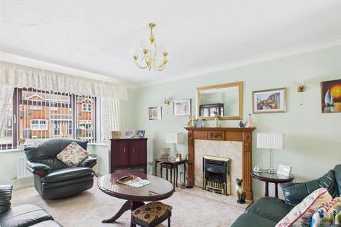 4 bedroom detached house for sale, Elwood, Harlow CM17