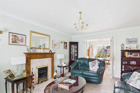4 bedroom detached house for sale, Elwood, Harlow CM17