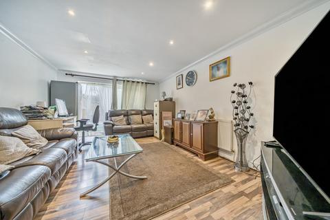 4 bedroom terraced house for sale, Old School Yard, Lower Range Road, Gravesend