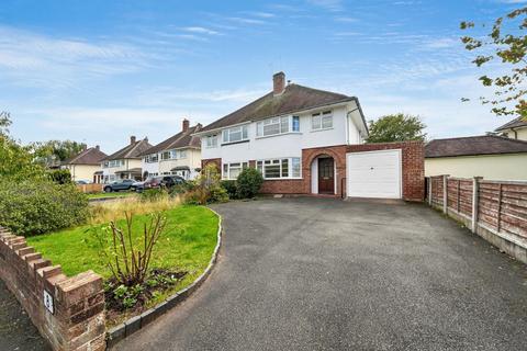 8 Brooklands Road, Albrighton, Wolverhampton, WV7 3DW