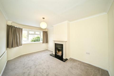 8 Brooklands Road, Albrighton, Wolverhampton, WV7 3DW