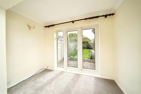 8 Brooklands Road, Albrighton, Wolverhampton, WV7 3DW