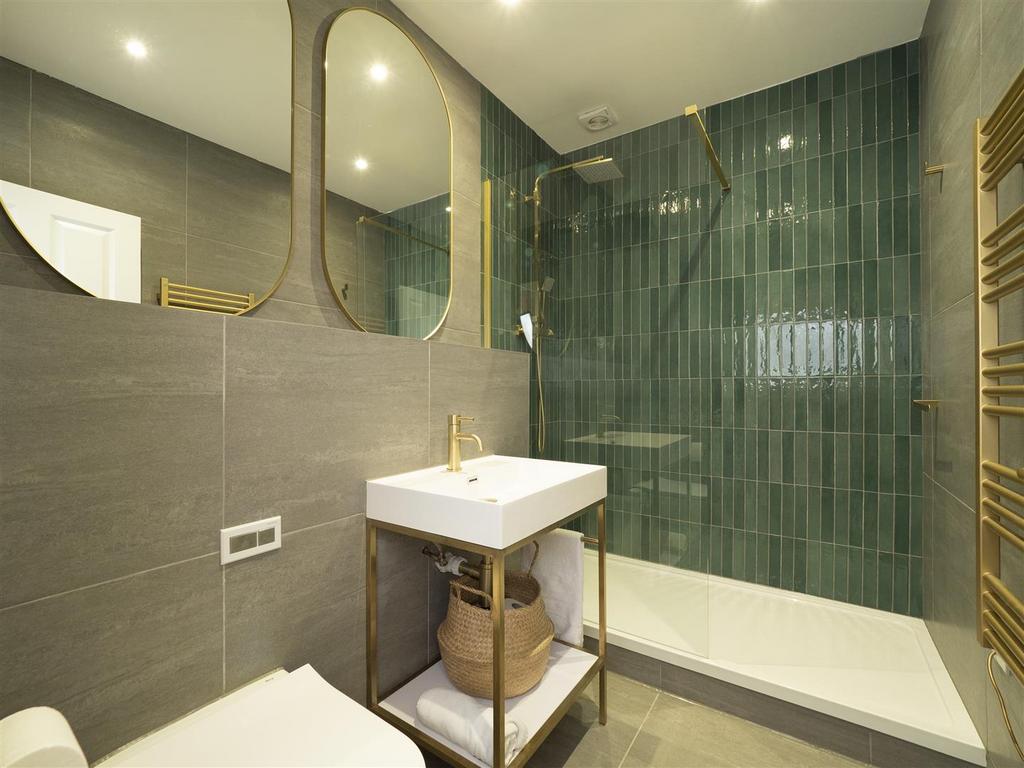 2 Southwood-Flat3-14 Small.jpg