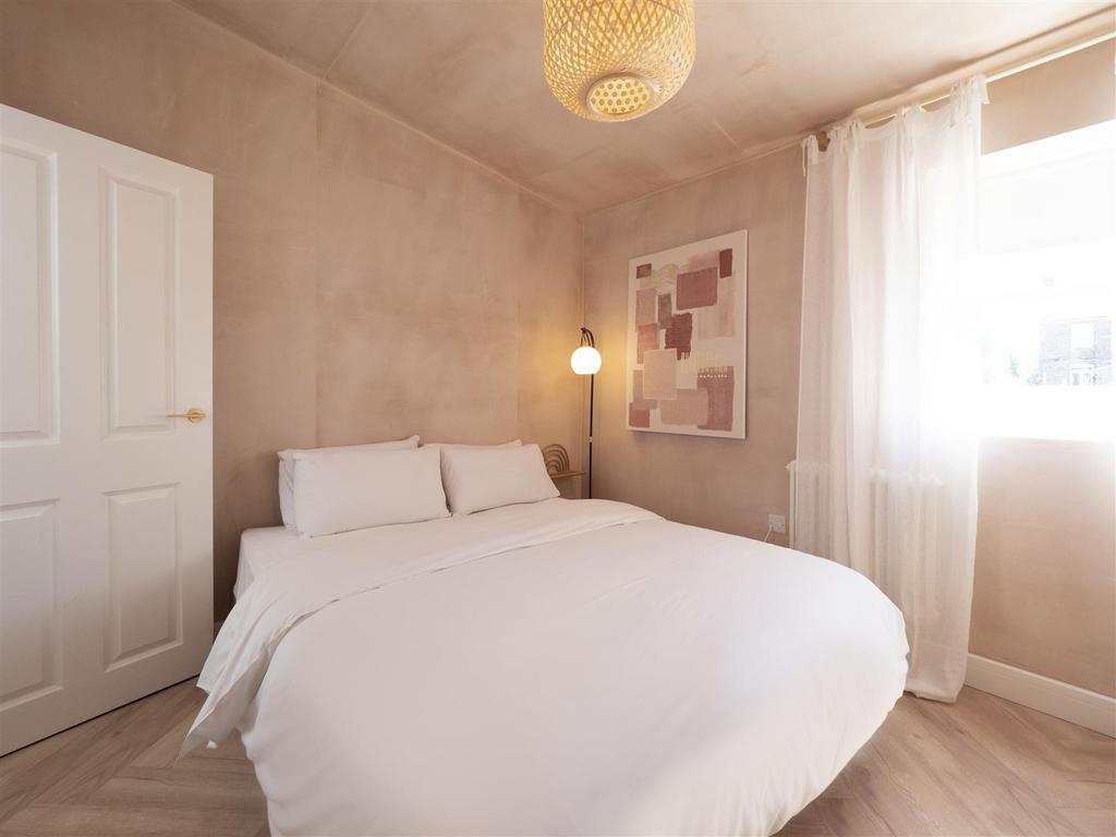 2 Southwood-Flat3-07 Small.jpg