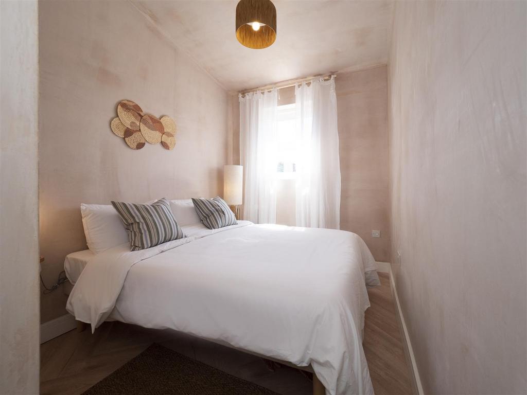 2 Southwood-Flat3-11 Small.jpg