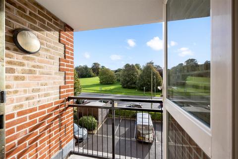 1 bedroom retirement property for sale, London Road, Patcham, Brighton