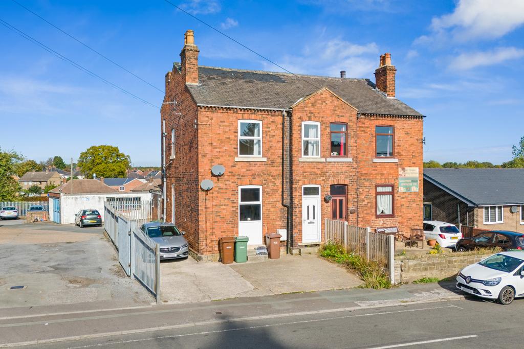 2 Bed Apt & 1 Bed Apt