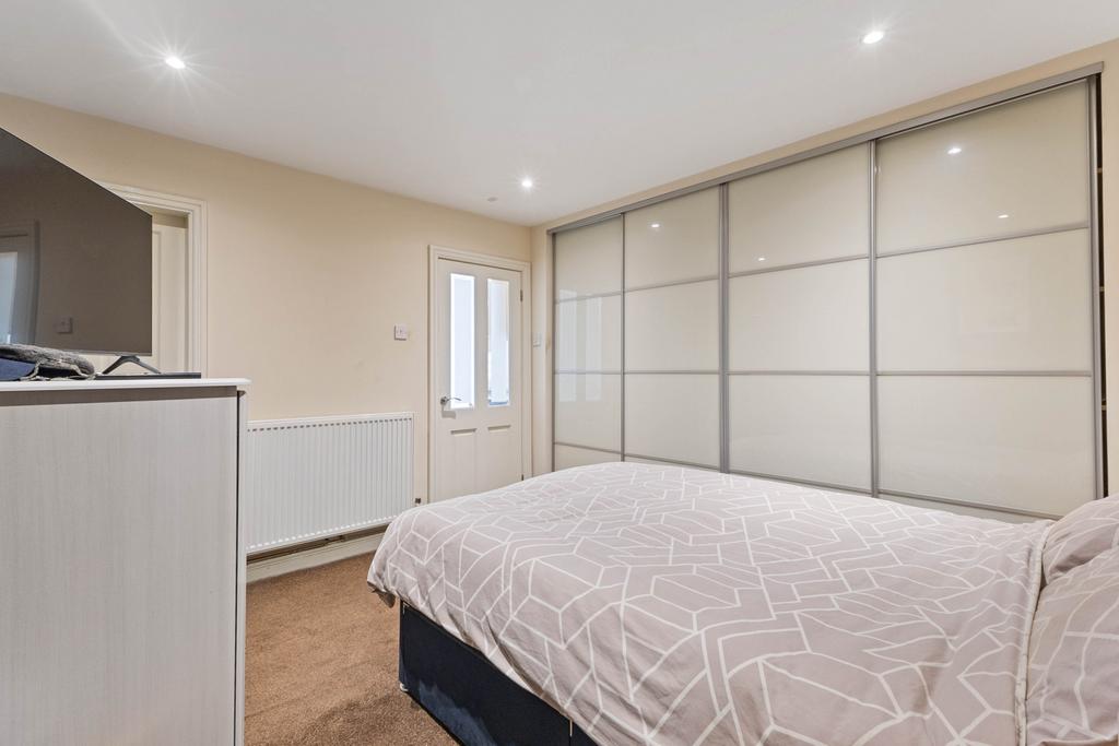 Bedroom (Apt 1)