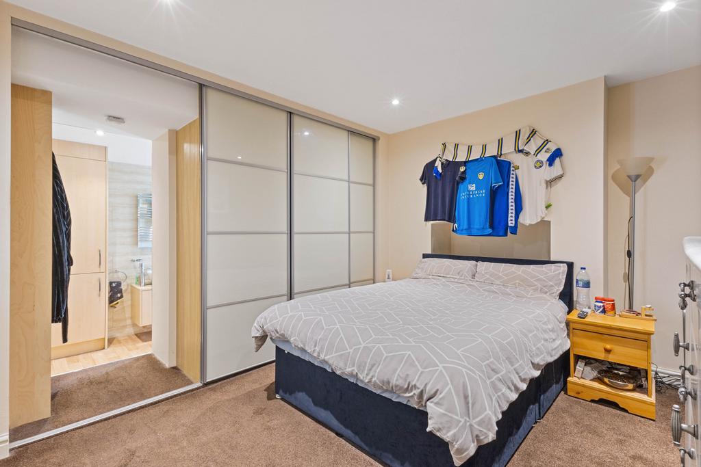 Bedroom (Apt 1)