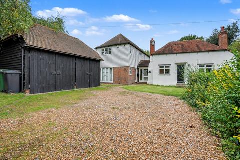 4 bedroom cottage for sale, Willington Street, Maidstone, ME15